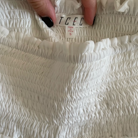 TCEC white smocked skort (KOCH duplicate) - Picture 2 of 6